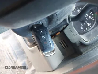 2019 Ford F-250 XL с VIN 1FT7W2B67KEG72329, выставлен на аукционе IAAI как лот 42490688 с пробегом 145 729 миль миль и . История ставок и продаж доступна на DreamBid. Изображение 11.