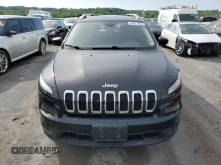 2018 Jeep Cherokee Latitude Tech Connect with VIN 1C4PJMCB5JD520365, listed as a Copart auction lot 53611414 with 110,229 mi miles and Salvage title. Bid and sale history available at DreamBid. Image 5.
