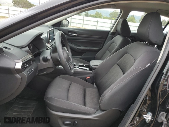 2024 Nissan Altima SV with VIN 1N4BL4DV6RN307031, listed as a Copart auction lot 54686785 with 30,324 mi miles and Clean Title. Bid and sale history available at DreamBid. Image 7.