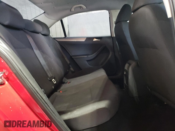 2015 Volkswagen Jetta SE z VIN 3VWD17AJ5FM282881, wystawiony jako Copart lot #57505875 z przebiegiem 125 372 mil mil oraz Szkoda całkowita • Salvage title. Historia ofert i sprzedaży dostępna na DreamBid. Obrazek 10.