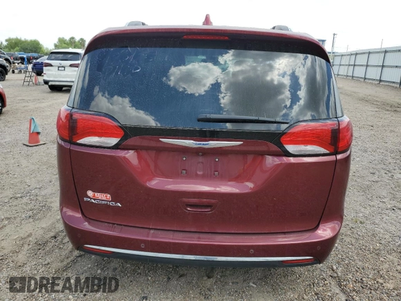 2018 Chrysler Pacifica Touring L Plus z VIN 2C4RC1EG9JR106271, wystawiony jako Copart lot #52977135 z przebiegiem 53 484 mil mil oraz Szkody całkowita. Historia ofert i sprzedaży dostępna na DreamBid. Obrazek 6.