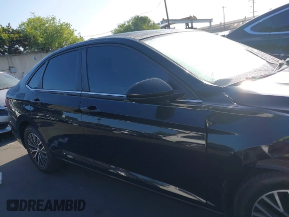 2020 Volkswagen Jetta S with VIN 3VWC57BU2LM098812, listed as a IAAI auction lot 42495022 with 97,098 mi miles and . Bid and sale history available at DreamBid. Image 13.