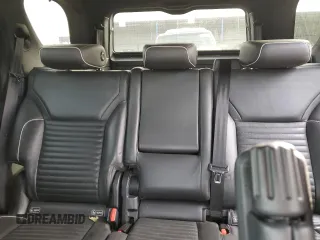 2017 Land Rover Discovery HSE with VIN SALRRBBK4HA013405, listed as a Copart auction lot 84048494 with 93,502 mi miles and Salvage Title. Bid and sale history available at DreamBid. Image 10.