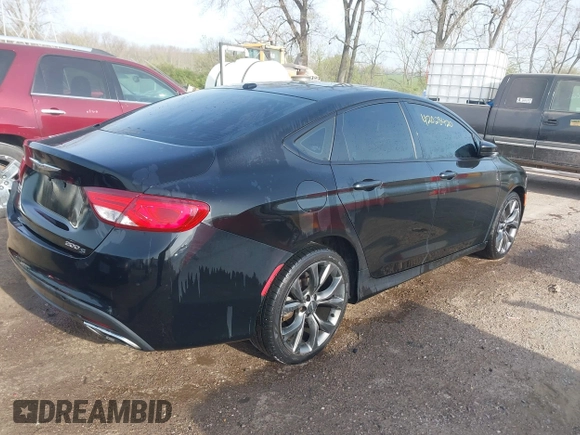 2016 Chrysler 200 S z VIN 1C3CCCBB7GN125955, wystawiony jako IAAI lot #42028420 z przebiegiem 106 301 mil mil oraz . Historia ofert i sprzedaży dostępna na DreamBid. Obrazek 4.