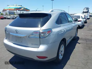 2010 Lexus RX 350 z VIN JTJZK1BA1A2001710, wystawiony jako IAAI lot #42620752 z przebiegiem 138 630 mil mil oraz . Historia ofert i sprzedaży dostępna na DreamBid. Obrazek 4.