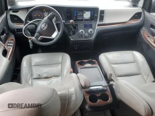 2016 Toyota Sienna XLE с VIN 5TDYK3DC8GS749610, выставлен на аукционе Copart как лот 57579215 с пробегом 167 554 миль миль и Списание • Salvage title. История ставок и продаж доступна на DreamBid. Изображение 8.
