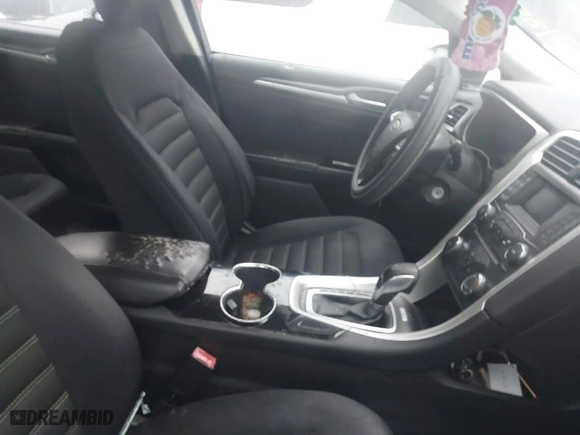 2014 Ford Fusion SE with VIN 3FA6P0H71ER178889, listed as a IAAI auction lot 41439687 with 236,430 mi miles. Bid and sale history available at carsss.com. Image 5.