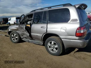 2007 Toyota Land Cruiser with VIN JTEHT05J772115426, listed as a Copart auction lot 81247954 with 0 mi miles and Salvage Title. Bid and sale history available at carsss.com. Image 2.