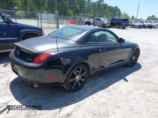 2004 Lexus SC 430 with VIN JTHFN48YX40055542, listed as a IAAI auction lot 41965650 with 204,228 mi miles and . Bid and sale history available at DreamBid. Image 4.