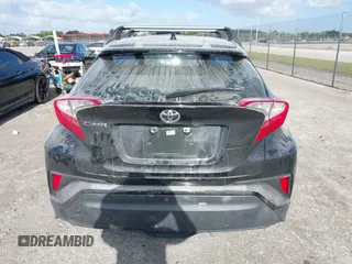 2021 Toyota C-HR LE z VIN JTNKHMBX6M1110579, wystawiony jako IAAI lot #42166873 z przebiegiem 39 759 mil mil oraz . Historia ofert i sprzedaży dostępna na DreamBid. Obrazek 16.