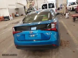 2022 Toyota Prius LE with VIN JTDL9MFU8N3032821, listed as a IAAI auction lot 40502056 with 70,009 mi miles. Bid and sale history available at carsss.com. Image 16.