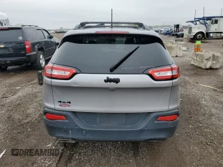 2018 Jeep Cherokee Limited z VIN 1C4PJMDX2JD560459, wystawiony jako Copart lot #55322465 z przebiegiem 71 553 mil mil oraz Szkoda całkowita • Salvage title. Historia ofert i sprzedaży dostępna na DreamBid. Obrazek 6.