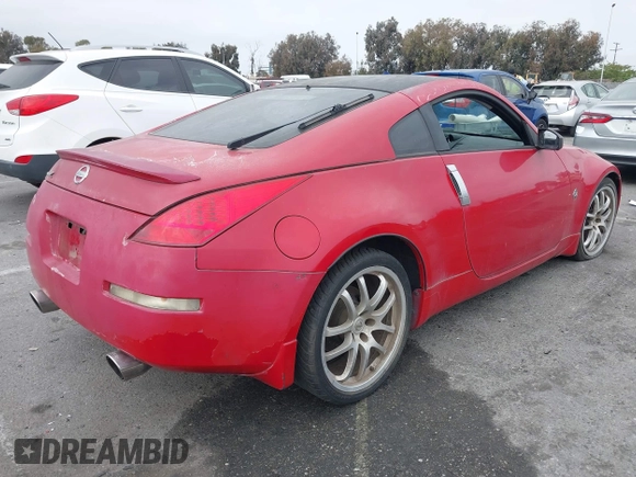 2005 Nissan 350Z Enthusiast with VIN JN1AZ34D65M610500, listed as a IAAI auction lot 42101654 with 190,896 mi miles. Bid and sale history available at carsss.com. Image 4.