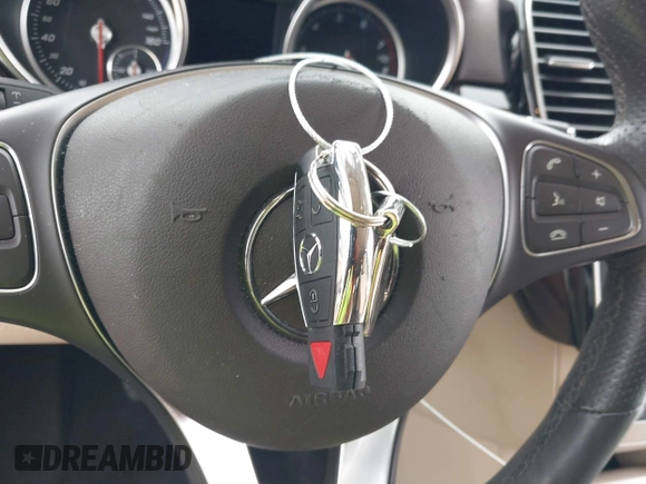 2018 Mercedes-Benz GLE 350 z VIN 4JGDA5JB4JB015629, wystawiony jako IAAI lot #42255635 z przebiegiem 44 452 mil mil oraz . Historia ofert i sprzedaży dostępna na DreamBid. Obrazek 11.