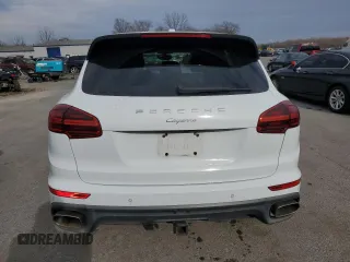 2015 Porsche Cayenne Diesel with VIN WP1AF2A22FLA32081, listed as a Copart auction lot 46645715 with 68,644 mi miles and Salvage title. Bid and sale history available at DreamBid. Image 6.