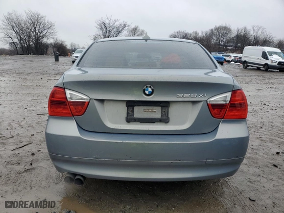 2008 BMW 3 Series 328xi with VIN WBAVC93568K040752, listed as a Copart auction lot 45042605 with 162,092 mi miles and Clean Title. Bid and sale history available at carsss.com. Image 6.