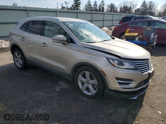 2017 Lincoln MKC Premiere with VIN 5LMCJ1D90HUL53912, listed as a Copart auction lot 42861365 with 81,195 mi miles and Salvage Title. Bid and sale history available at DreamBid. Image 4.