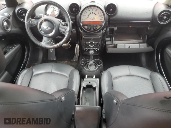 2014 MINI Countryman S with VIN WMWZC3C53EWP25410, listed as a Copart auction lot 62900915 with 122,088 mi miles and Clean title. Bid and sale history available at DreamBid. Image 8.