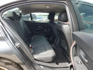 2015 BMW 3 Series 328i с VIN WBA3A5G57FNS85068, выставлен на аукционе Copart как лот 61063705 с пробегом 78 306 миль миль и Списание • Salvage title. История ставок и продаж доступна на DreamBid. Изображение 10.