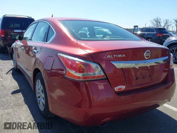 2015 Nissan Altima 2.5 S with VIN 1N4AL3AP3FC105413, listed as a IAAI auction lot 41995660 with 175,430 mi miles. Bid and sale history available at carsss.com. Image 3.