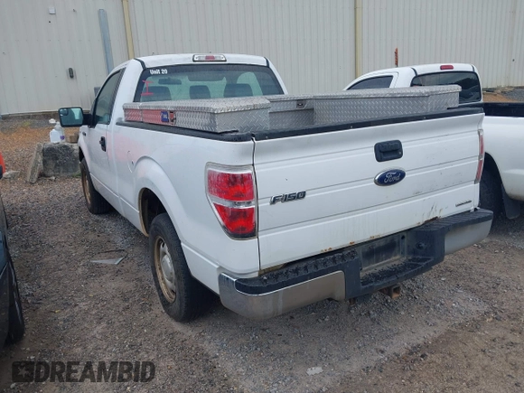 2014 Ford F-150 XL с VIN 1FTMF1CM4EKF51645, выставлен на аукционе IAAI как лот 42604754 с пробегом 296 903 миль миль и . История ставок и продаж доступна на DreamBid. Изображение 3.