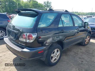 2001 Lexus RX 300 z VIN JTJHF10U610228772, wystawiony jako IAAI lot #42283711 z przebiegiem 205 423 mil mil oraz . Historia ofert i sprzedaży dostępna na DreamBid. Obrazek 4.