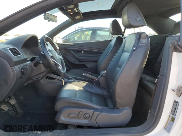 2009 Volkswagen Eos Komfort с VIN WVWAA71F79V011641, выставлен на аукционе Copart как лот 42577045 с пробегом 66 543 миль миль и Списание • Salvage title. История ставок и продаж доступна на DreamBid. Изображение 7.
