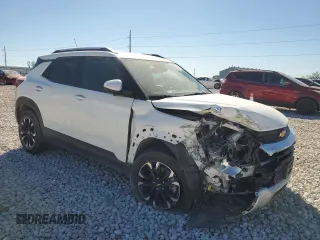 2021 Chevrolet TrailBlazer LT with VIN KL79MPSL9MB136520, listed as a Copart auction lot 48891395 with 66,691 mi miles and Salvage Title. Bid and sale history available at DreamBid. Image 4.