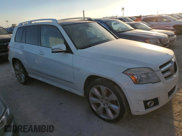 2011 Mercedes-Benz GLK 350 with VIN WDCGG8HB8BF681131, listed as a Copart auction lot 73999534 with Not Provided miles and Salvage Title. Bid and sale history available at DreamBid. Image 4.