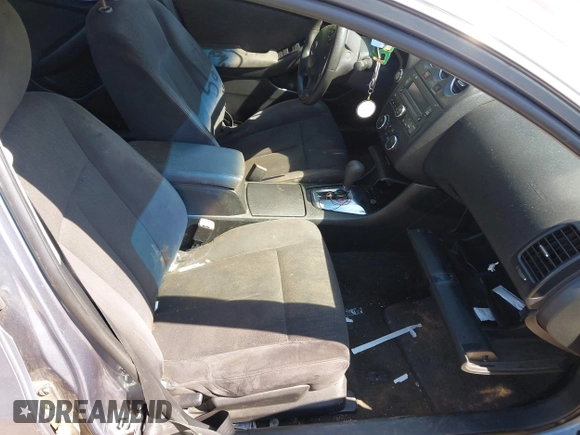 2012 Nissan Altima 2.5 S with VIN 1N4AL2AP0CN529481, listed as a IAAI auction lot 42036227 with 195,332 mi miles. Bid and sale history available at carsss.com. Image 5.