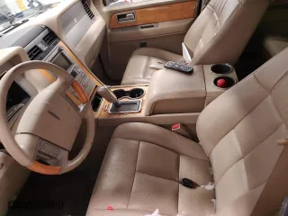 2009 Lincoln Navigator with VIN 5LMFU28549LJ00830, listed as a Copart auction lot 89405545 with 0 mi miles and Non Repairable. Bid and sale history available at carsss.com. Image 8.