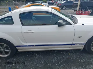 2006 Ford Mustang GT Deluxe with VIN 1ZVFT82H365250974, listed as a IAAI auction lot 42718000 with 130,936 mi miles and . Bid and sale history available at DreamBid. Image 13.