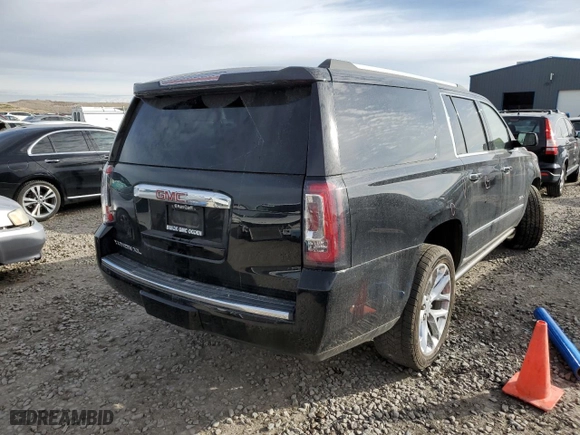 2016 GMC Yukon XL Denali with VIN 1GKS2HKJ6GR201810, listed as a Copart auction lot 47810535 with 60,412 mi miles and Salvage Title. Bid and sale history available at carsss.com. Image 3.