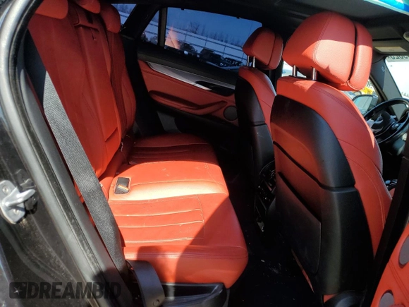 2018 BMW X6 xDrive35i z VIN 5UXKU2C52J0X51407, wystawiony jako Copart lot #54449325 z przebiegiem 125 767 mil mil oraz Szkoda całkowita • Salvage title. Historia ofert i sprzedaży dostępna na DreamBid. Obrazek 11.