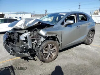 2021 Lexus NX 300 z VIN JTJGARBZ7M2191564, wystawiony jako Copart lot #57974155 z przebiegiem 52 499 mil mil oraz Szkoda całkowita • Salvage title. Historia ofert i sprzedaży dostępna na DreamBid. Obrazek 1.