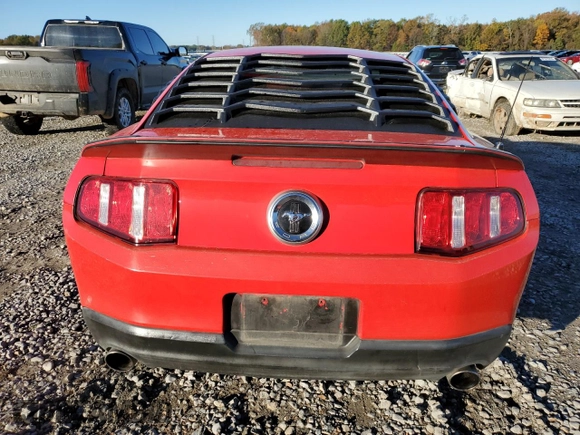 2011 Ford Mustang V6 with VIN 1ZVBP8AMXB5114109, listed as a Copart auction lot 81059824 with 163,541 mi miles and Salvage Title. Bid and sale history available at carsss.com. Image 6.