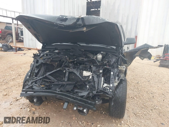 2018 Chevrolet Tahoe LS with VIN 1GNSCAEC6JR272226, listed as a IAAI auction lot 41509221 with Not provided miles and . Bid and sale history available at DreamBid. Image 6.