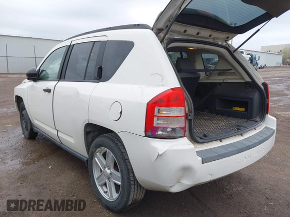 2007 Jeep Compass Sport with VIN 1J8FF47W27D138211, listed as a IAAI auction lot 41959389 with 165,834 mi miles. Bid and sale history available at carsss.com. Image 3.