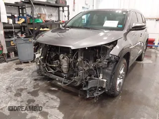 2019 Toyota Highlander Limited z VIN 5TDDZRFH9KS983043, wystawiony jako IAAI lot #42316647 z przebiegiem 111 684 mil mil oraz . Historia ofert i sprzedaży dostępna na DreamBid. Obrazek 6.