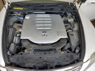 2012 Lexus LS 460 z VIN JTHCL5EF1C5014428, wystawiony jako Copart lot #60993515 z przebiegiem 110 429 mil mil oraz Szkoda całkowita • Salvage title. Historia ofert i sprzedaży dostępna na DreamBid. Obrazek 11.