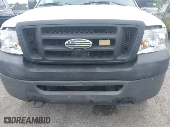 2007 Ford F-150 STX with VIN 1FTRX14W27KD15565, listed as a IAAI auction lot 42738127 with Not provided miles and . Bid and sale history available at DreamBid. Image 6.