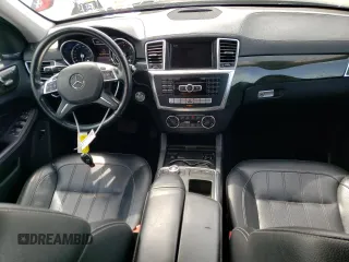 2015 Mercedes-Benz GL-Class GL 350 BlueTEC with VIN 4JGDF2EE8FA530053, listed as a Copart auction lot 50633273 with 136,030 mi miles. Bid and sale history available at carsss.com. Image 8.