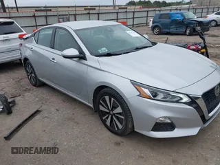 2022 Nissan Altima SV with VIN 1N4BL4DW2NN336027, listed as a IAAI auction lot 41647222 with 115,865 mi miles and . Bid and sale history available at DreamBid. Image 1.