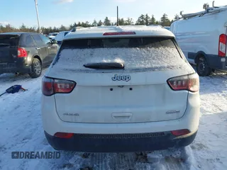 2023 Jeep Compass Latitude with VIN 3C4NJDBN0PT561444, listed as a IAAI auction lot 41508115 with 14,966 mi miles and . Bid and sale history available at DreamBid. Image 17.