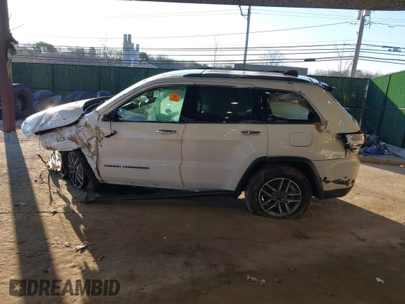 2020 Jeep Grand Cherokee Limited z VIN 1C4RJFBGXLC239821, wystawiony jako IAAI lot #41216680 z przebiegiem 83 055 mil mil oraz . Historia ofert i sprzedaży dostępna na DreamBid. Obrazek 14.