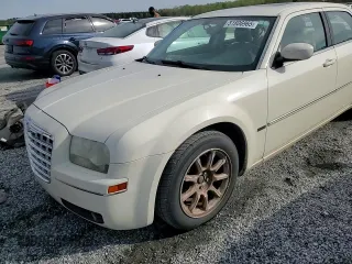 2008 Chrysler 300 Touring with VIN 2C3LA53G08H137189, listed as a Copart auction lot 51606965 with 193,323 mi miles and Salvage Title. Bid and sale history available at carsss.com. Image 11.