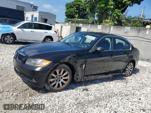 2006 BMW 3 Series 330i с VIN WBAVB33506PS16243, выставлен на аукционе Copart как лот 56112935 с пробегом 153 657 миль миль и Списание • Salvage title. История ставок и продаж доступна на DreamBid. Изображение 1.