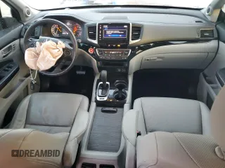 2017 Honda Ridgeline RTL-E z VIN 5FPYK3F72HB039695, wystawiony jako Copart lot #48750495 z przebiegiem 123 910 mil mil oraz Szkoda całkowita • Salvage title. Historia ofert i sprzedaży dostępna na DreamBid. Obrazek 8.