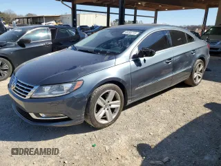 2014 Volkswagen CC Sport with VIN WVWBP7AN4EE529968, listed as a Copart auction lot 48395715 with 152,064 mi miles and Salvage Title. Bid and sale history available at carsss.com. Image 1.