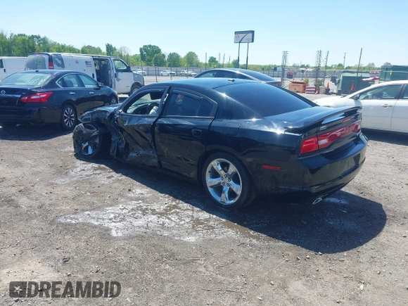 2014 Dodge Charger SE with VIN 2C3CDXBG7EH328575, listed as a IAAI auction lot 41998842 with 73,962 mi miles and . Bid and sale history available at carsss.com. Image 3.